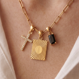 Colar Dourado Três Pendentes Removíveis